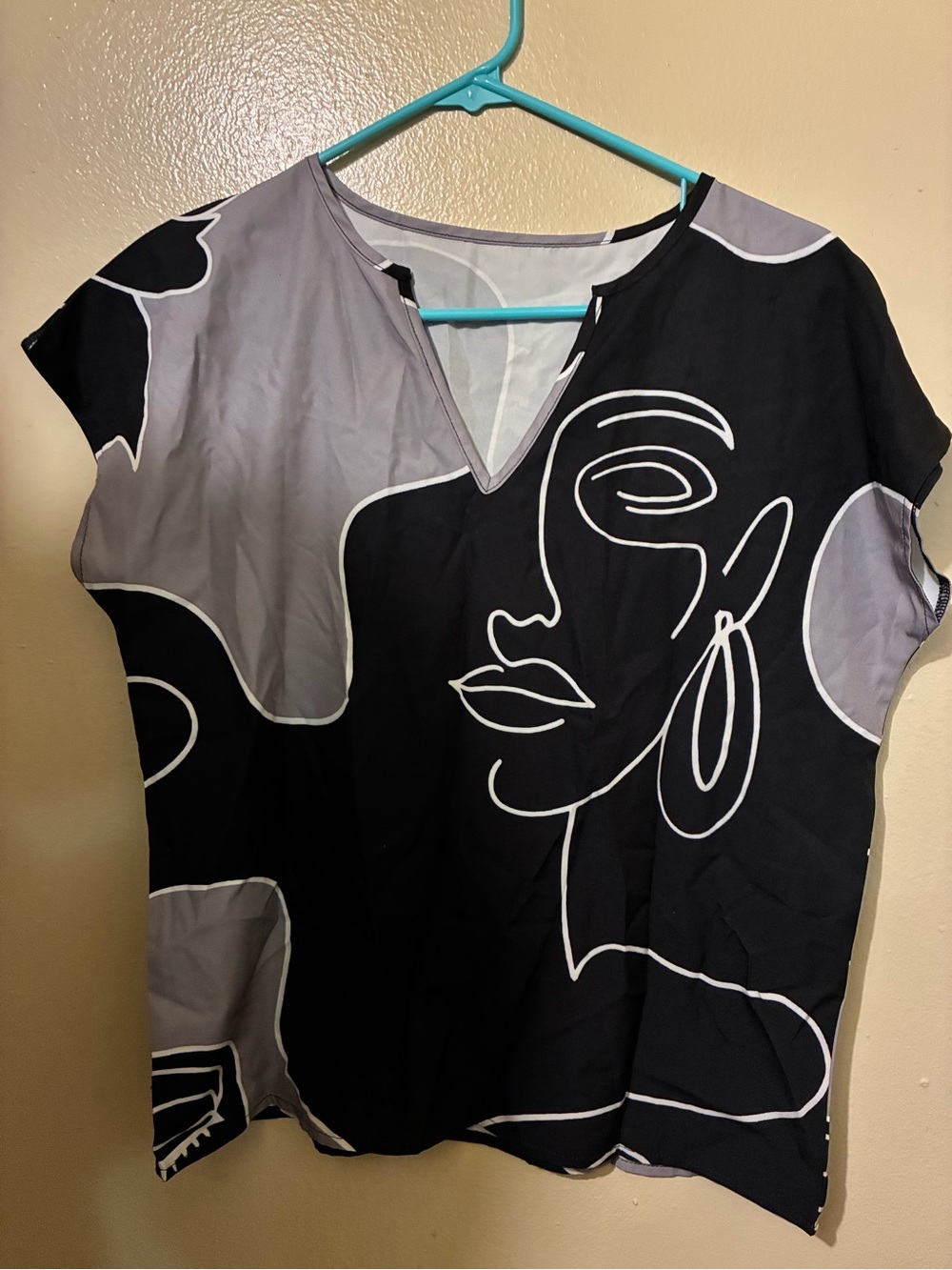 Black & Gray Abstract Line-Art V-Neck Women's Blouse.